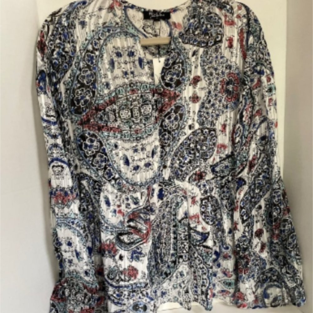 It's a summer blouse that it's fresh